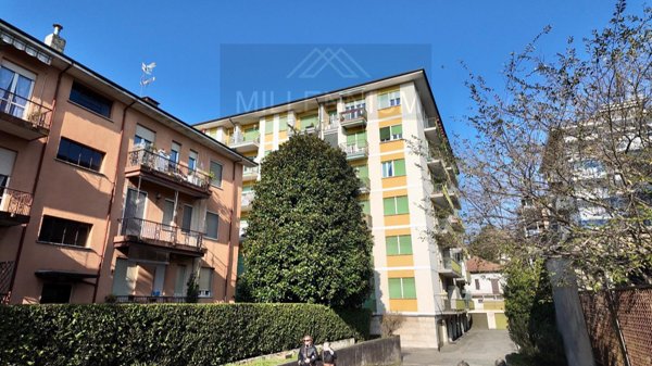 appartamento in vendita ad Arona