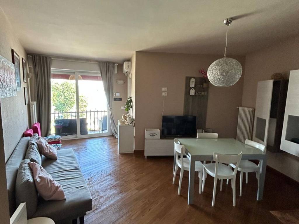 appartamento in vendita ad Arona