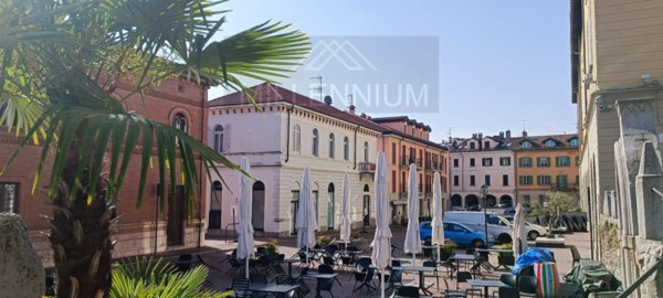 villa in vendita ad Arona