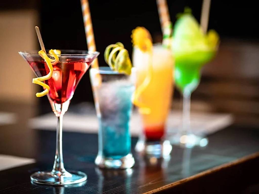 negozio in vendita ad Arona