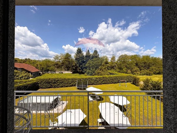 casa indipendente in vendita ad Arona