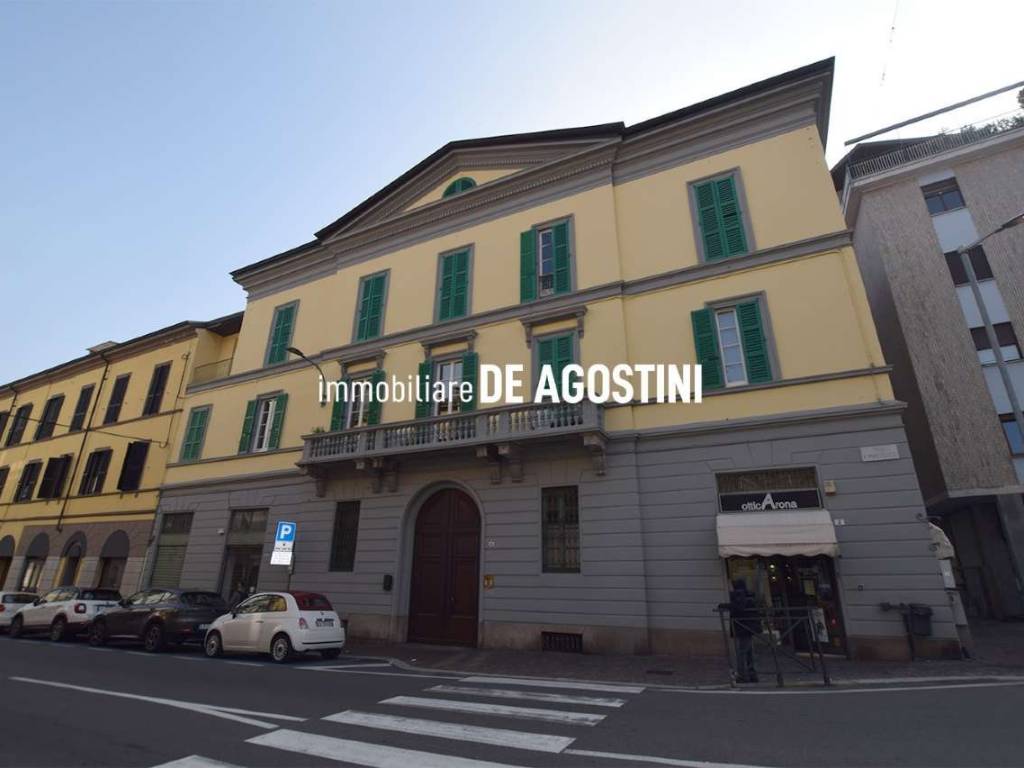 appartamento in vendita ad Arona