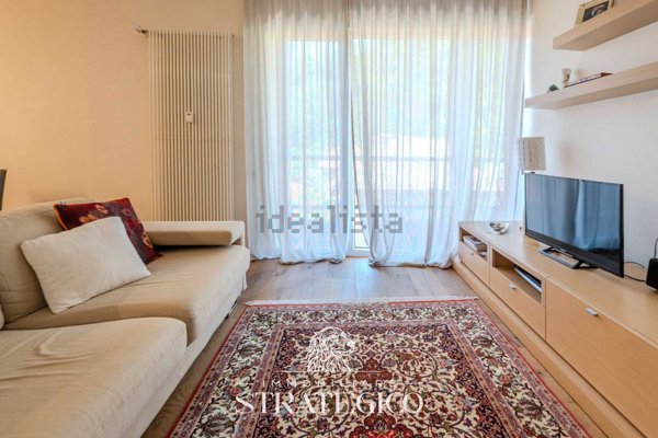 appartamento in vendita ad Arona