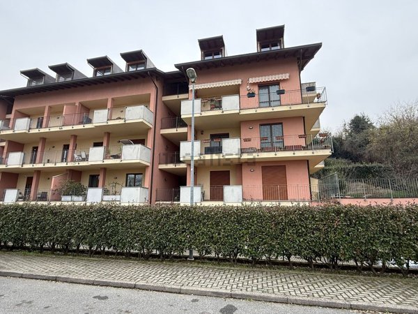 appartamento in vendita ad Arona