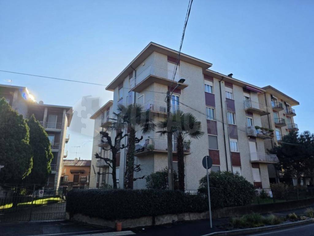 appartamento in vendita ad Arona