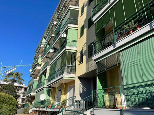 appartamento in vendita ad Arona