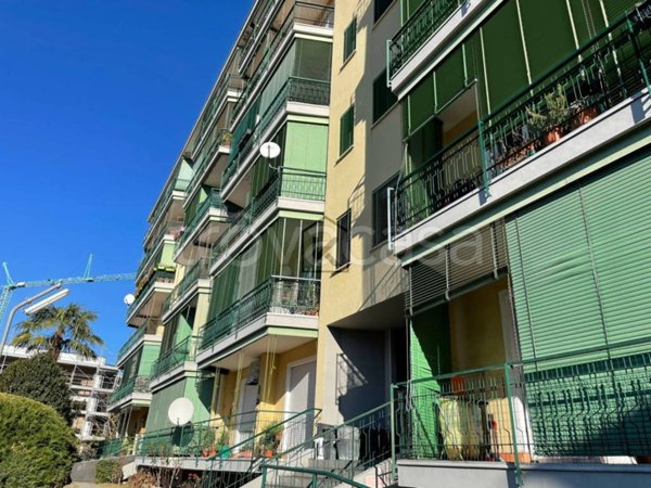 appartamento in vendita ad Arona