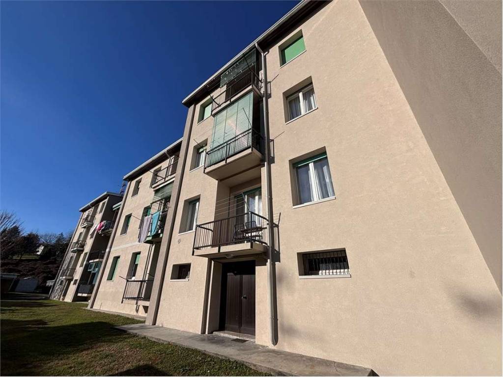 appartamento in vendita ad Arona