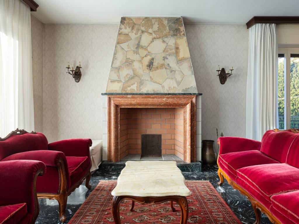 casa indipendente in vendita ad Arona