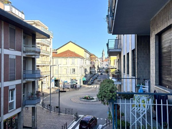 appartamento in vendita ad Arona
