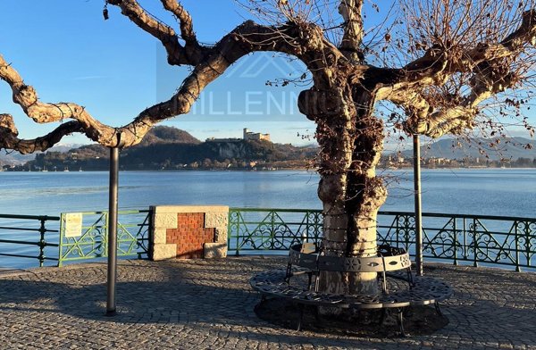 appartamento in vendita ad Arona