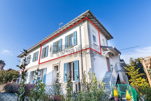 appartamento in vendita ad Arona in zona Mercurago