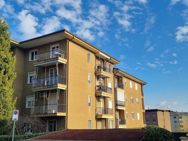 appartamento in vendita ad Arona