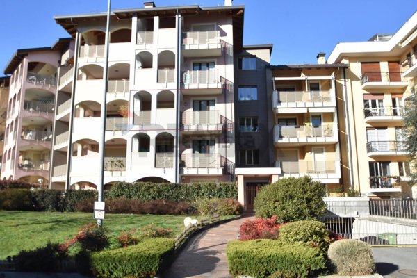 appartamento in vendita ad Arona