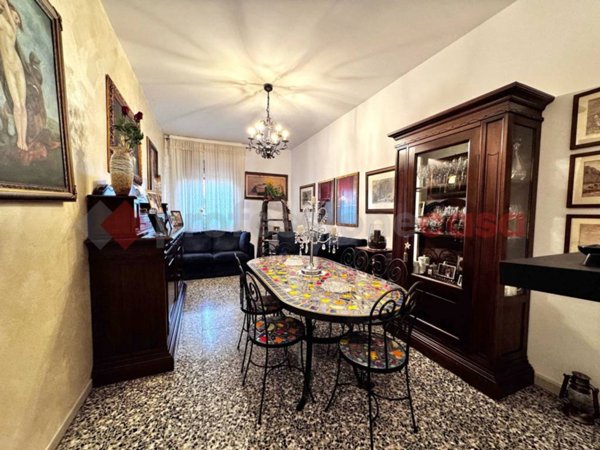 appartamento in vendita ad Arona in zona Mercurago