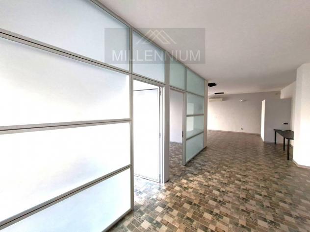 ufficio in vendita ad Arona