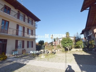 casa indipendente in vendita ad Arona