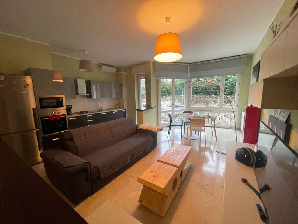 appartamento in vendita ad Arona