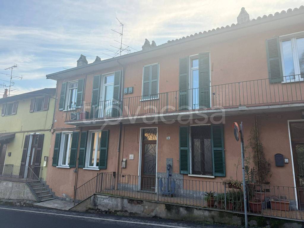 appartamento in vendita ad Arona