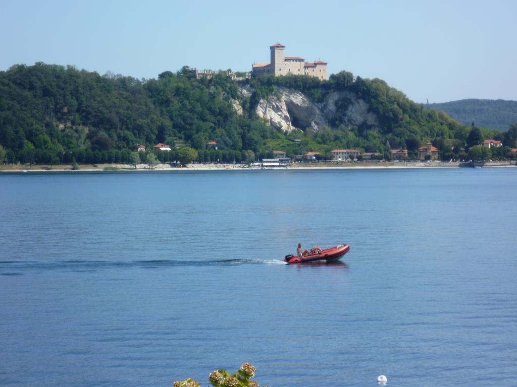 appartamento in vendita ad Arona