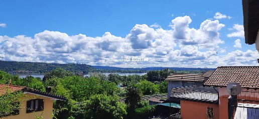 appartamento in vendita ad Arona