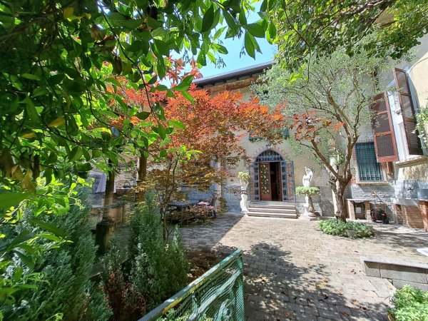 casa indipendente in vendita ad Arona