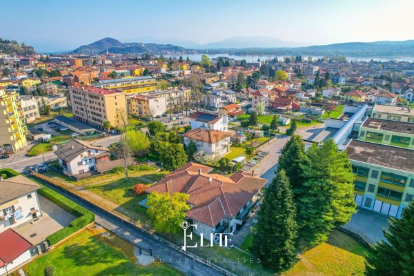 casa indipendente in vendita ad Arona