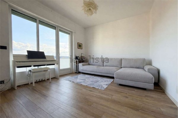 appartamento in vendita ad Arona