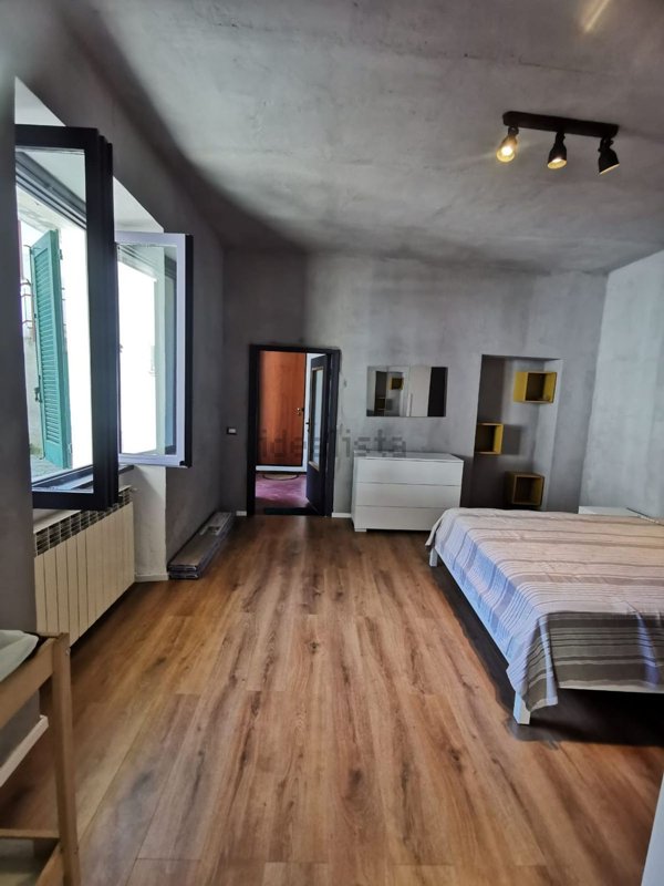 appartamento in vendita ad Arona in zona Dagnente