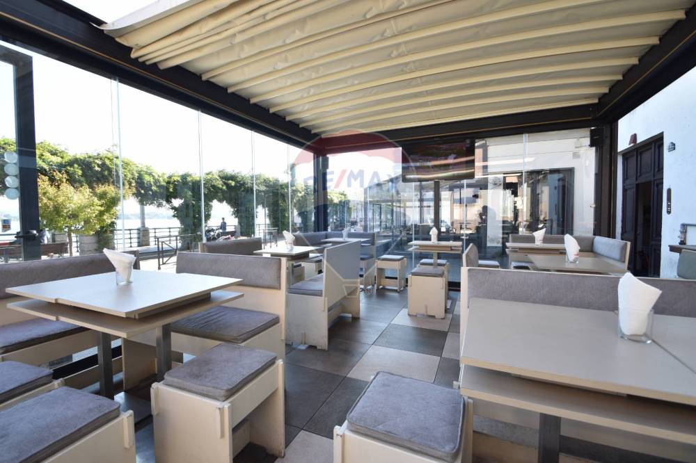 negozio in vendita ad Arona