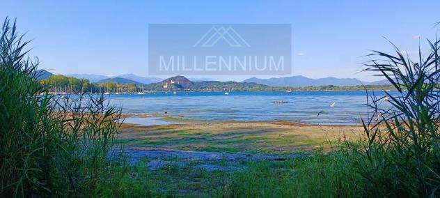 casa indipendente in vendita ad Arona