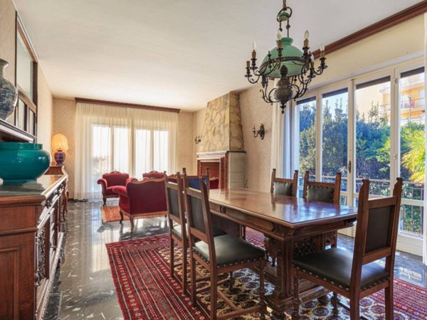 casa indipendente in vendita ad Arona