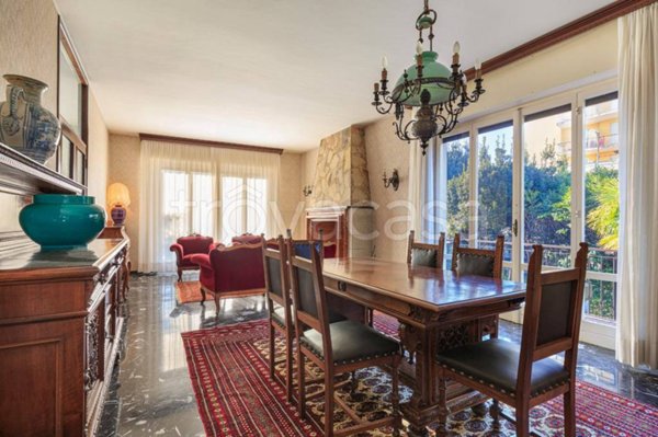 casa indipendente in vendita ad Arona