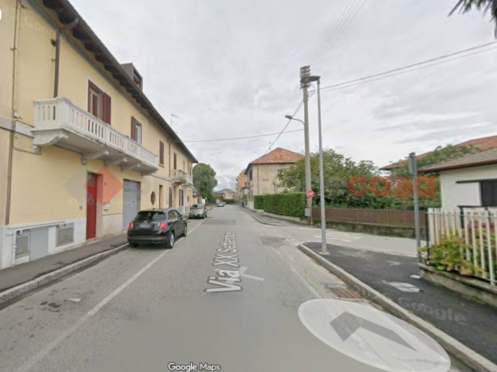 negozio in vendita ad Arona