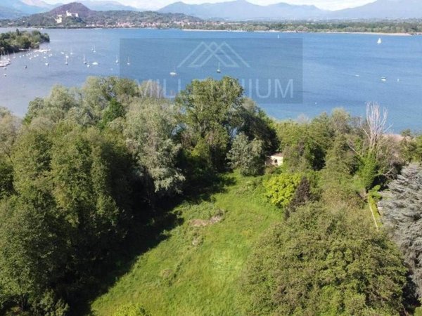 appartamento in vendita ad Arona