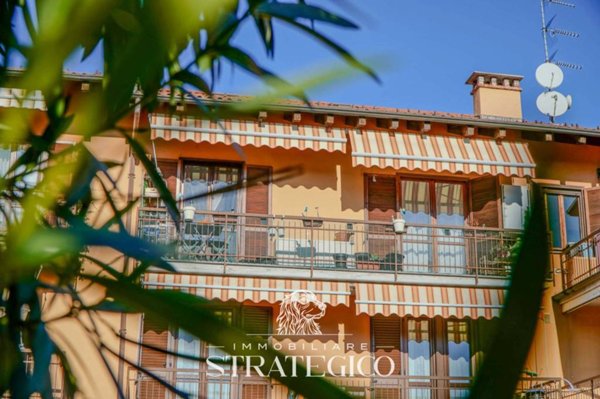 appartamento in vendita ad Arona