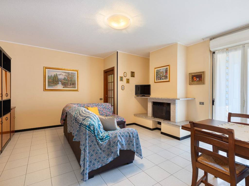 appartamento in vendita ad Arona