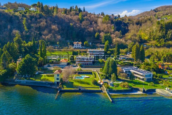 appartamento in vendita ad Arona