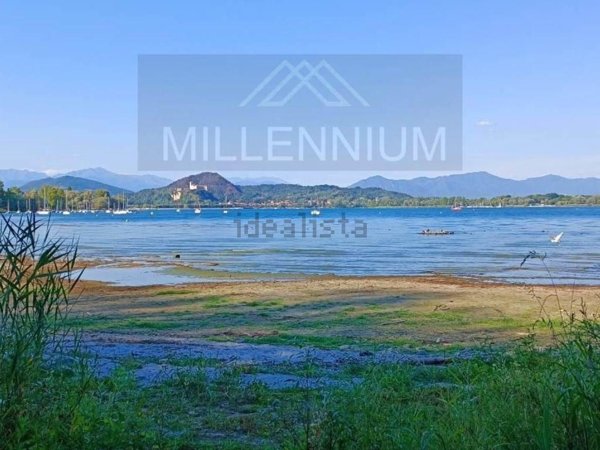 appartamento in vendita ad Arona