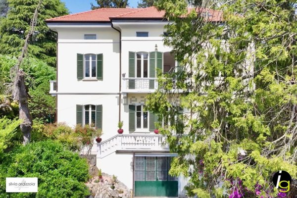 casa indipendente in vendita ad Arona