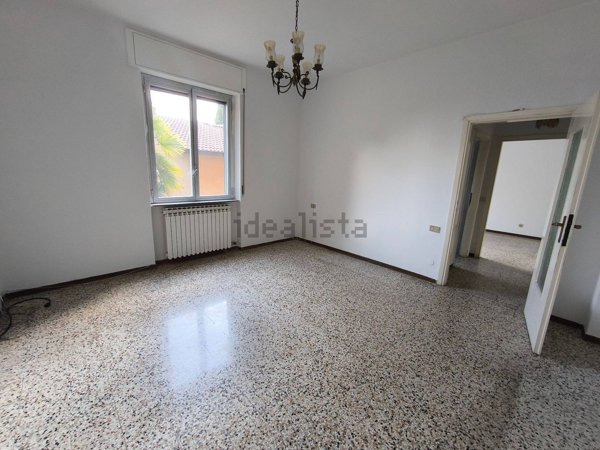 appartamento in vendita ad Arona in zona Dagnente