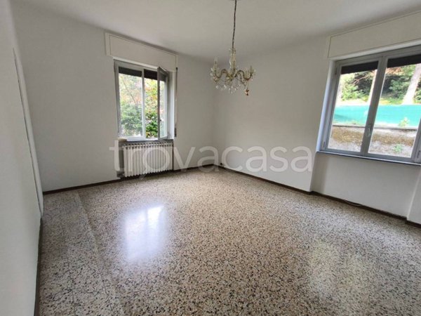 appartamento in vendita ad Arona in zona Dagnente