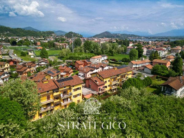 appartamento in vendita ad Arona