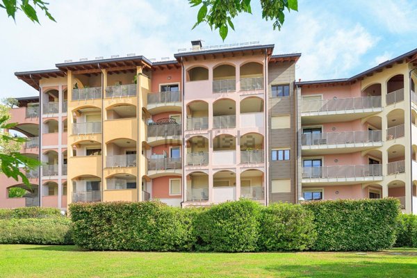 appartamento in vendita ad Arona