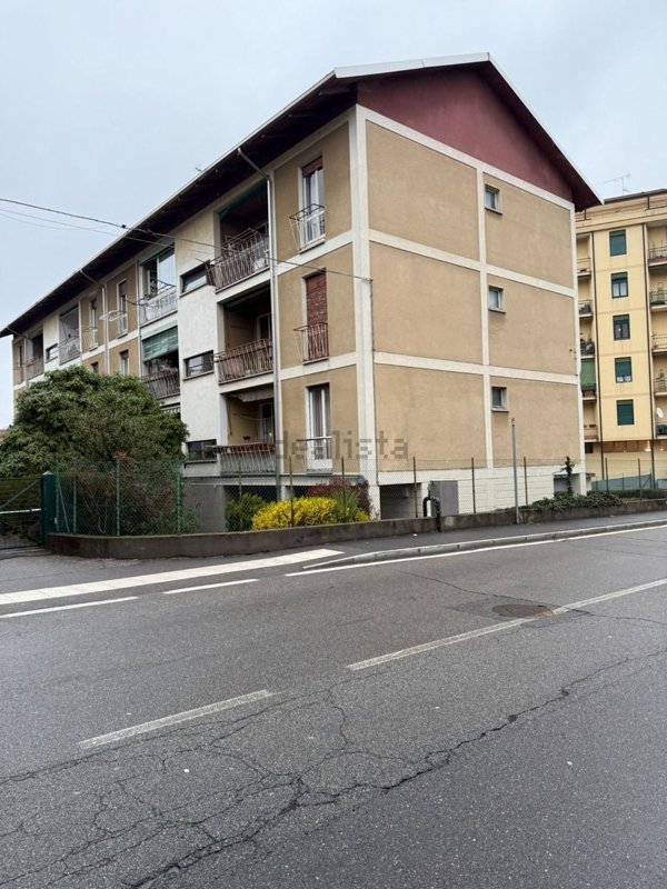 appartamento in vendita ad Arona