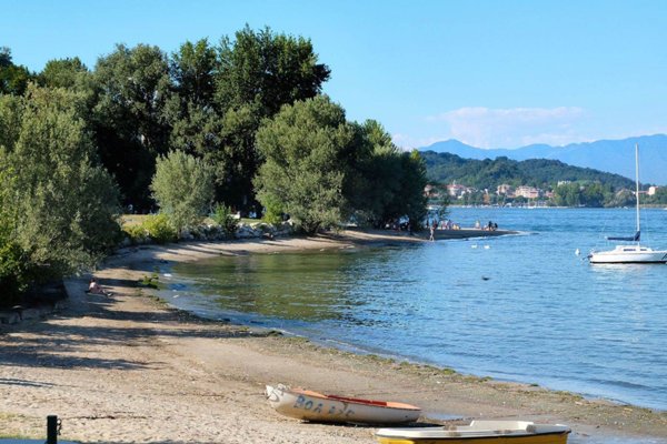appartamento in vendita ad Arona