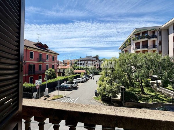 appartamento in vendita ad Arona