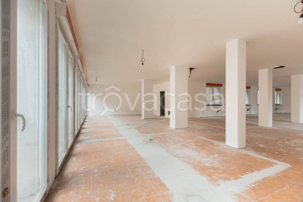 appartamento in vendita ad Arona