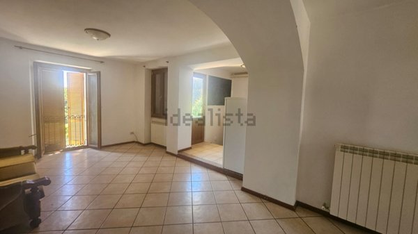 appartamento in vendita ad Arona in zona Dagnente
