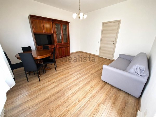 appartamento in vendita ad Arona in zona Mercurago